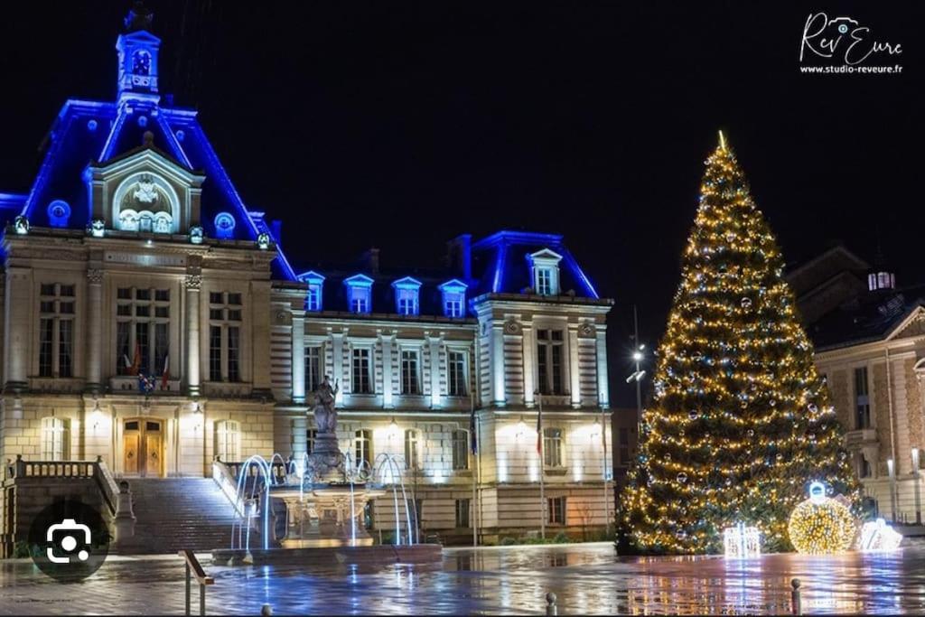 Apt Evreux 900M De La Gare Luaran gambar