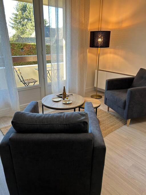 Apt Evreux 900M De La Gare Luaran gambar